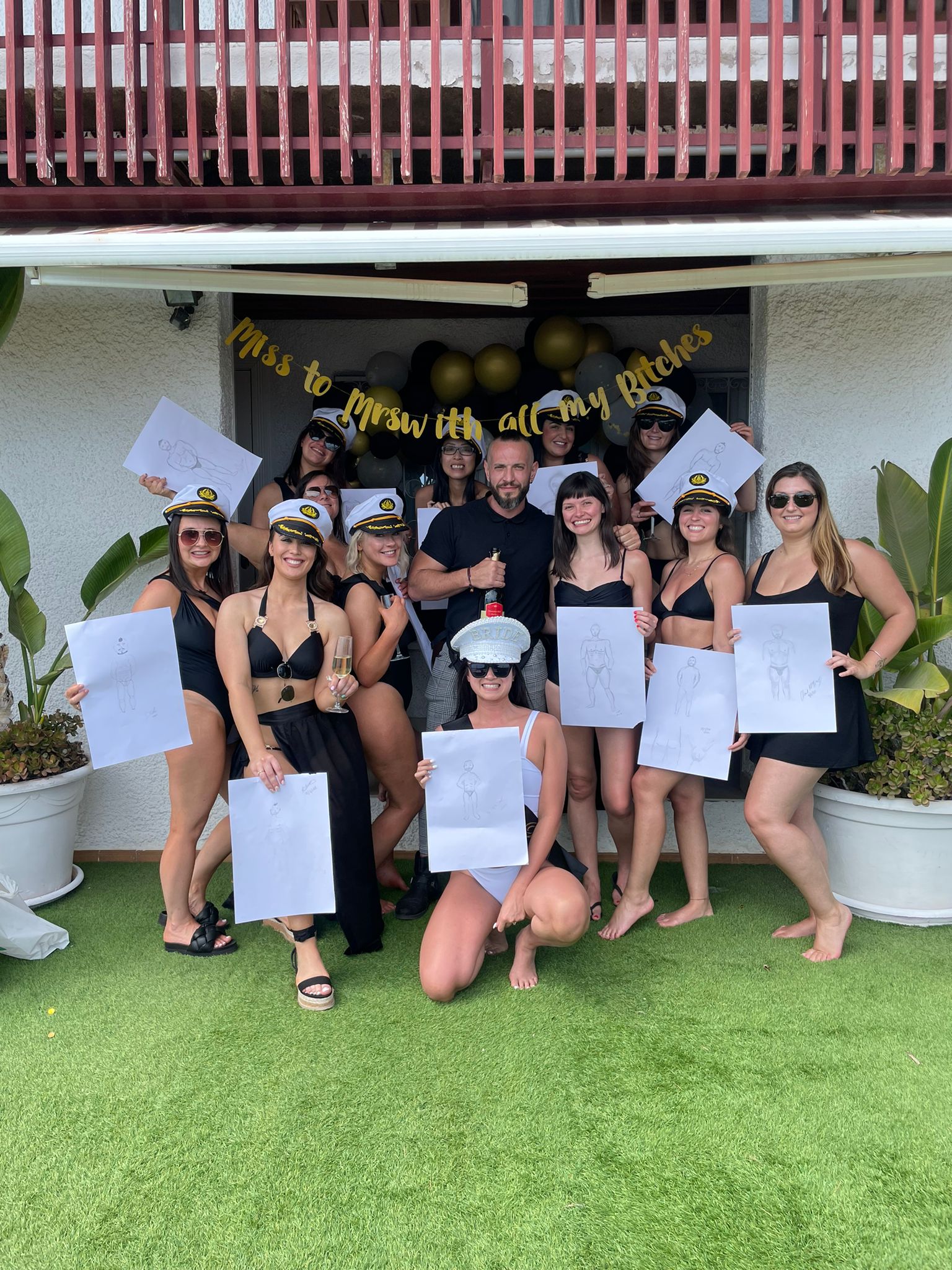 how to organize your marbella hen do